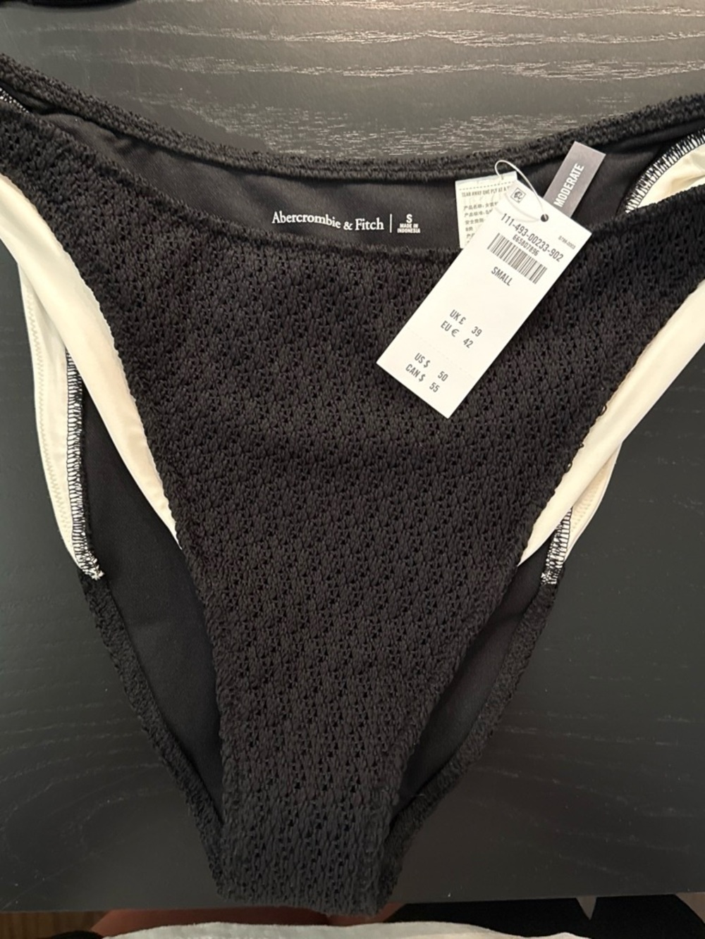 Abercrombie & Fitch Black and Cream Crochet-Style Bikini Set - Picture 5 of 8